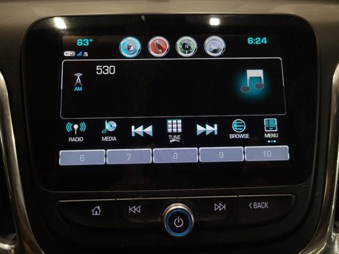 Used 2018 Chevrolet Equinox LT FWD image 25