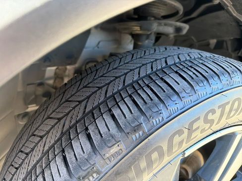 Used 2023 Nissan Rogue SL w/ SL Premium Package image 13