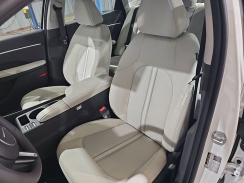 New 2026 Hyundai Sonata SEL FWD image 16