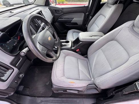 Used 2016 Chevrolet Colorado W/T RWD image 13