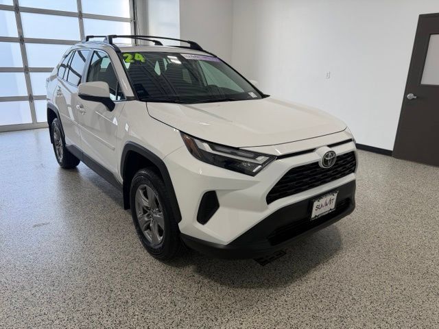 Used 2024 Toyota RAV4 XLE w/ Convenience Package AWD/4WD image 2