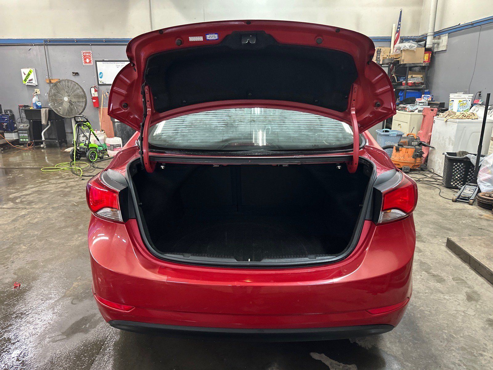 Used 2016 Hyundai Elantra SE FWD image 8