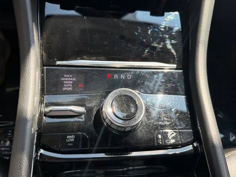 Used 2022 Jeep Grand Cherokee Limited 4xe AWD/4WD image 17
