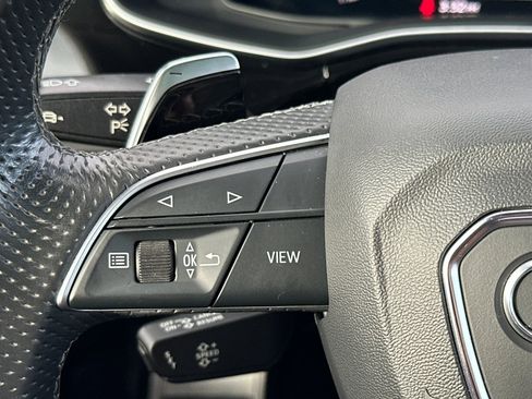 Used 2021 Audi RS Q8 w/ Executive Package image 28