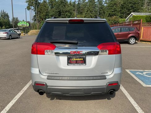 Used 2015 GMC Terrain SLE AWD/4WD image 4