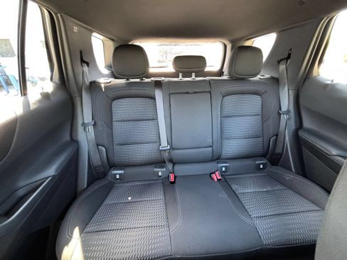 Used 2025 Chevrolet Equinox LT FWD image 39
