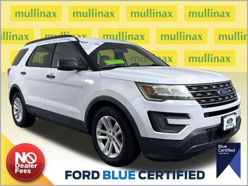 Certified 2017 Ford Explorer FWD image 1