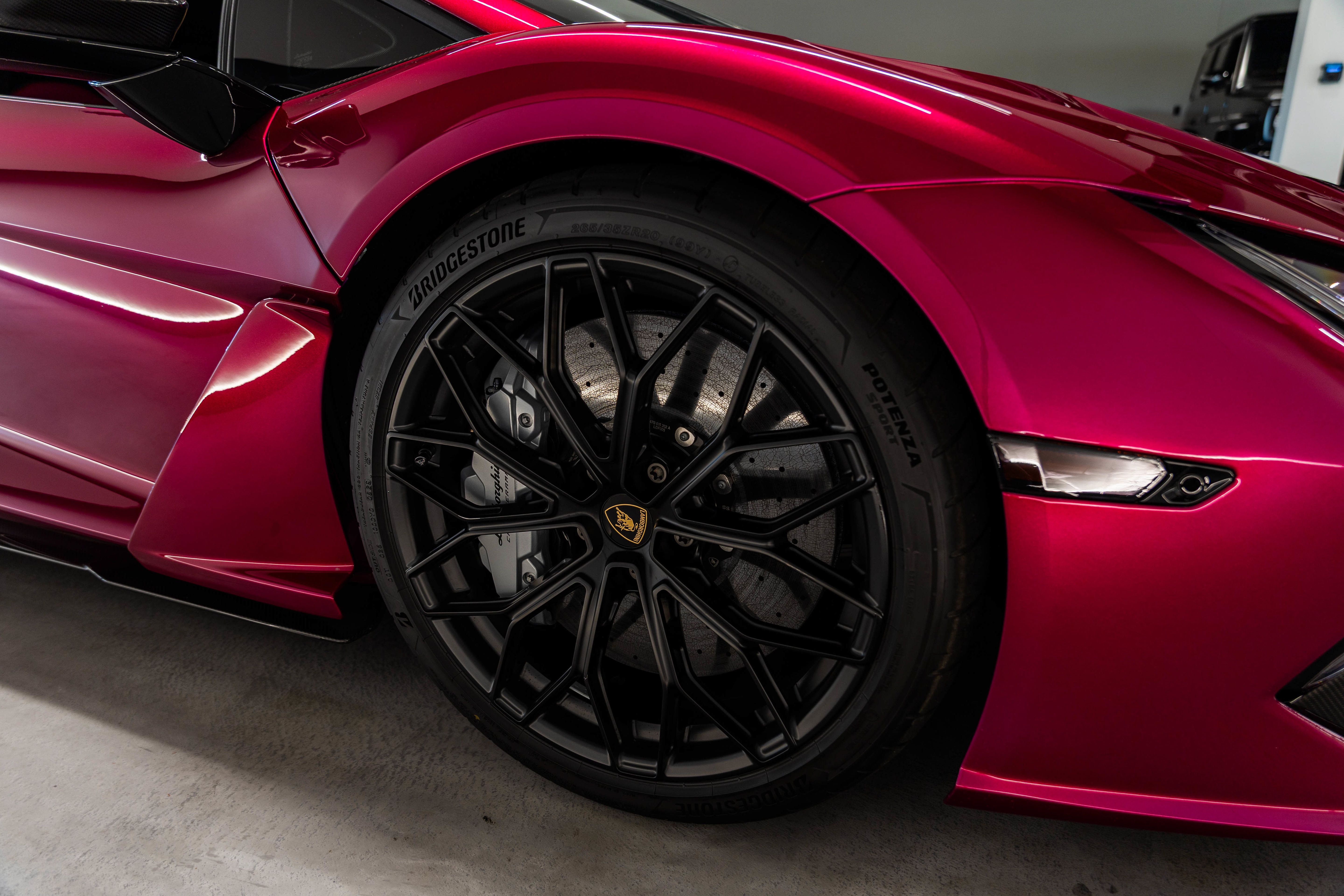 Used 2026 Lamborghini Revuelto AWD/4WD image 36
