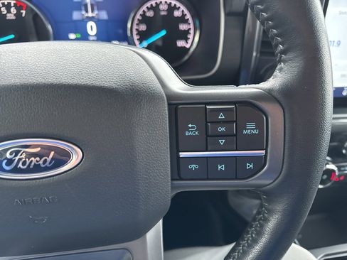 Certified 2022 Ford F150 XLT w/ Equipment Group 302A High image 30