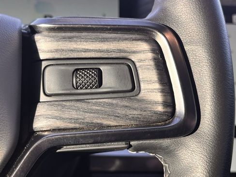 Used 2023 Rivian R1T Launch Edition image 13
