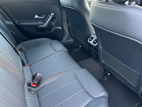 Used 2025 Mercedes-Benz CLA 250 image 17