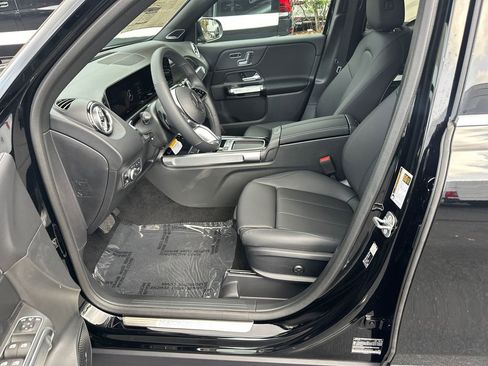 New 2026 Mercedes-Benz GLB 250 image 9