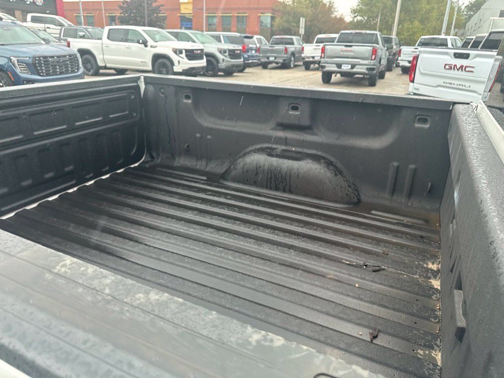 Used 2017 GMC Sierra 1500 SLT w/ SLT Premium Package AWD/4WD image 41