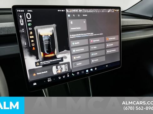Used 2026 Tesla Model Y 2WD image 34