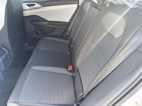 New 2025 Volkswagen Taos SE image 6