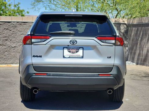 Used 2024 Toyota RAV4 LE FWD image 7