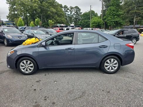 Used 2014 Toyota Corolla LE FWD image 3