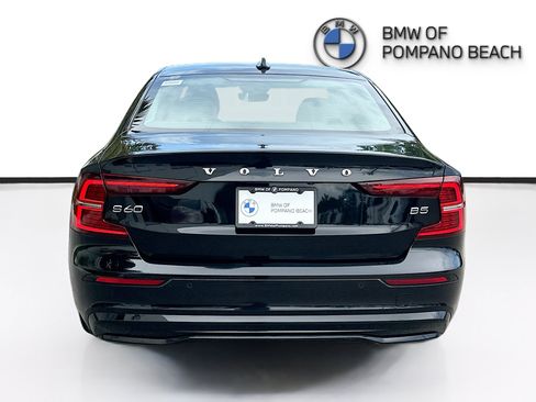 Used 2024 Volvo S60 B5 Core FWD image 6