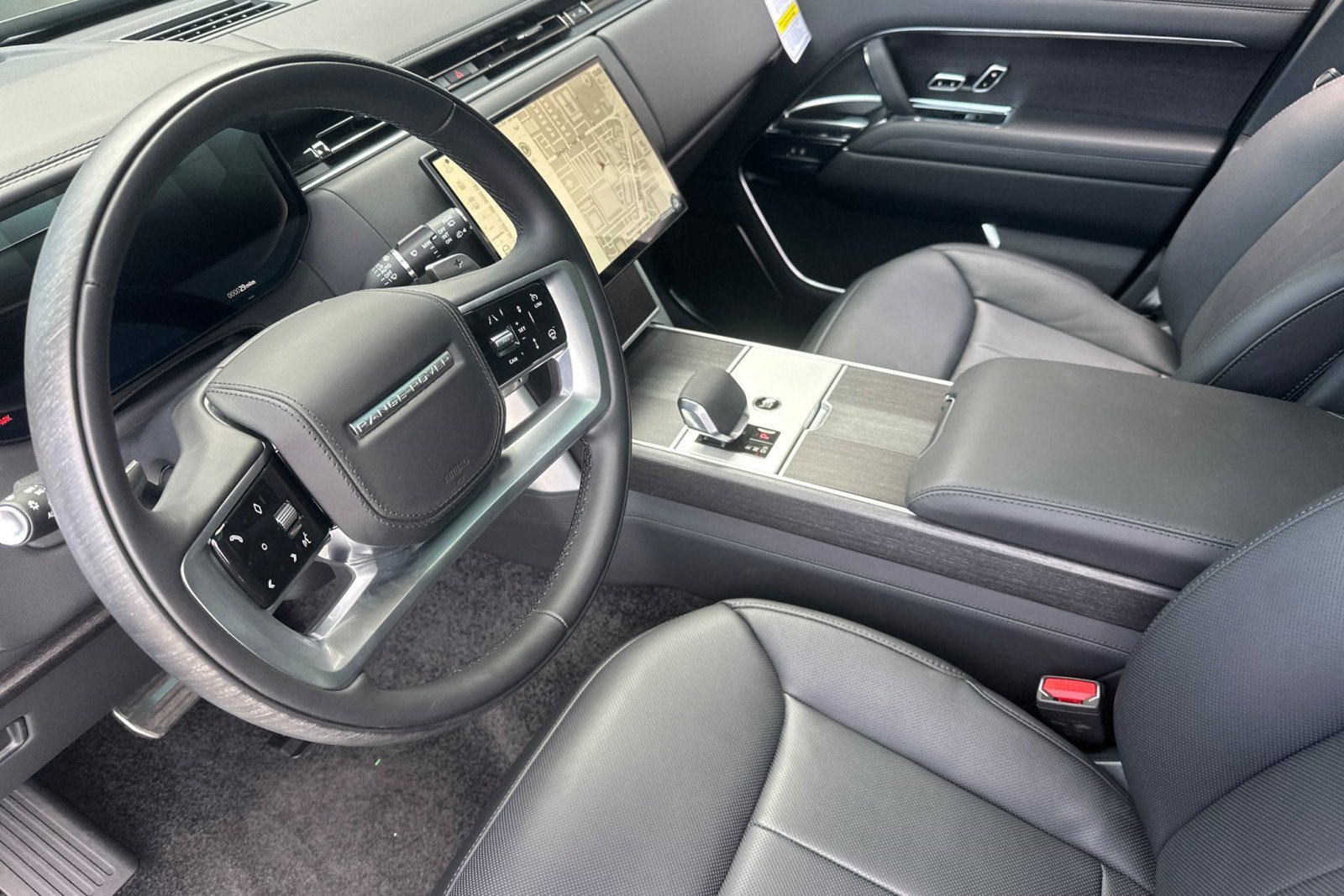 New 2026 Land Rover Range Rover Long Wheelbase Autobiography AWD/4WD image 5