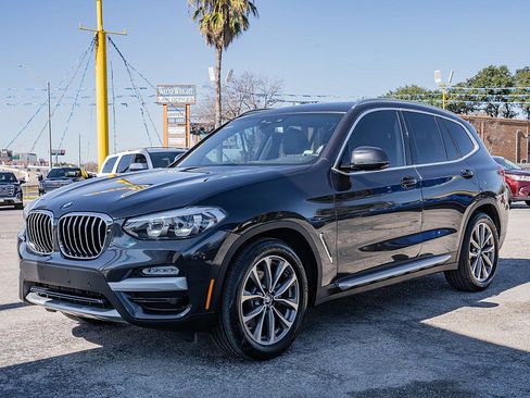 Used 2019 BMW X3 sDrive30i w/ Driving Assistance Package image 9