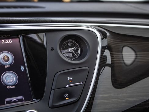 Used 2019 Buick Envision Essence image 31