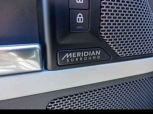 Used 2022 Land Rover Defender 90 X-Dynamic HSE AWD/4WD image 26