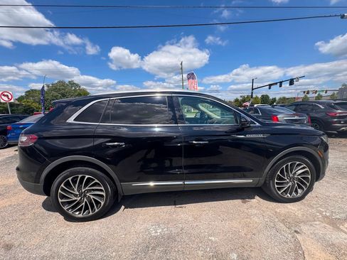Used 2019 Lincoln Nautilus Reserve AWD/4WD image 8
