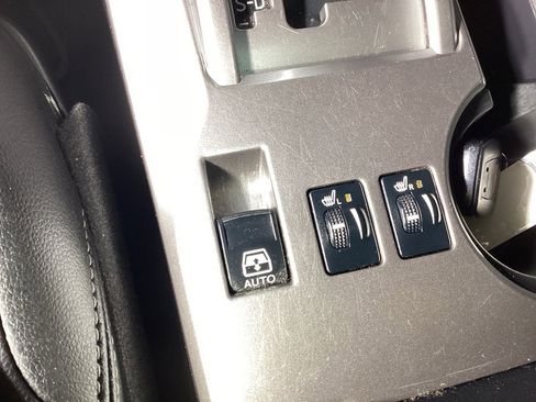 Used 2023 Toyota 4Runner SR5 Premium image 7