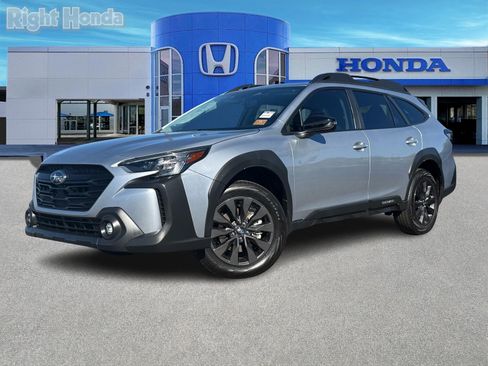 Used 2025 Subaru Outback Onyx Edition w/ Popular Package #2 image 2