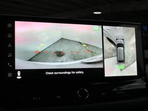 New 2026 Mitsubishi Outlander SE image 13