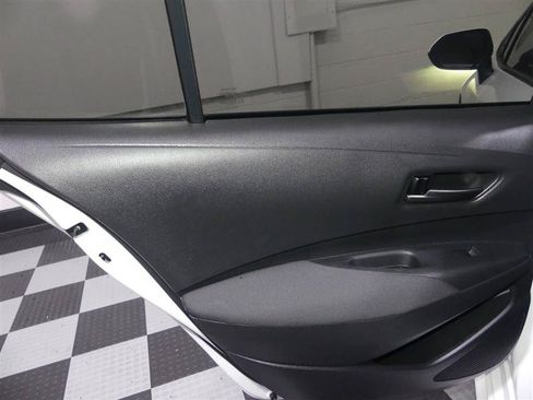 Used 2022 Toyota Corolla LE FWD image 24