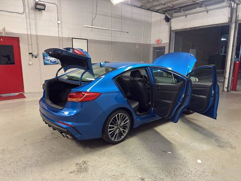 Used 2017 Hyundai Elantra Sport FWD image 14