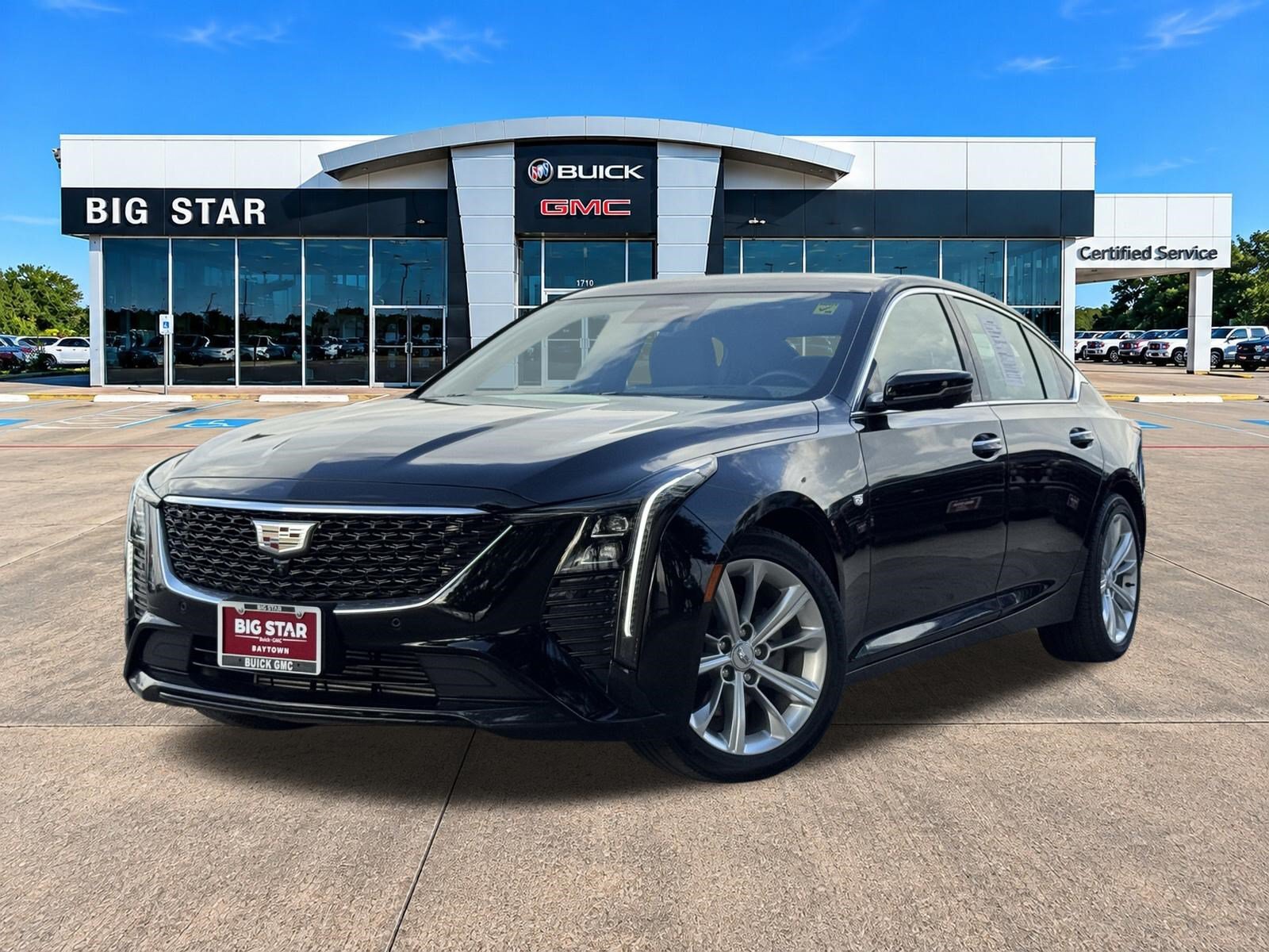 Used 2026 Cadillac CT5 Premium Luxury RWD image 2