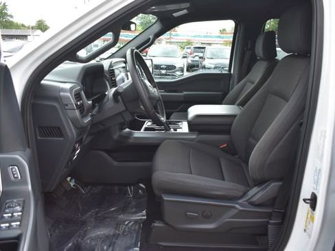 Used 2025 Ford F150 XLT w/ Equipment Group 301A Standard AWD/4WD image 14