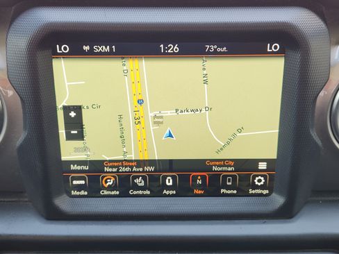 Used 2020 Jeep Gladiator Overland AWD/4WD image 19