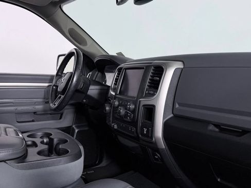 Used 2018 RAM 1500 Big Horn AWD/4WD image 29