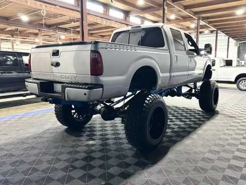 Used 2014 Ford F250 Platinum w/ FX4 Off-Road Package image 5