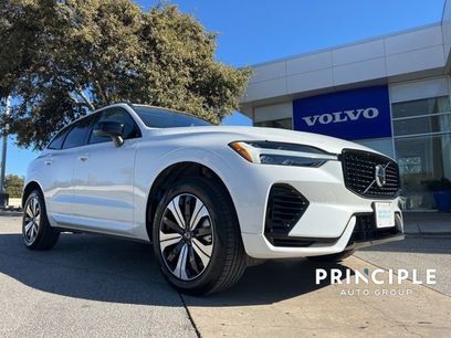 New 2025 Volvo XC60 T8 Core w/ Protection Package Premier