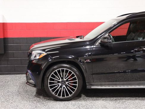 Used 2019 Mercedes-Benz GLS 63 AMG 4MATIC w/ AMG Night Styling Package image 22
