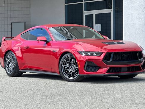 Used 2024 Ford Mustang GT Premium w/ GT Performance Package RWD image 2