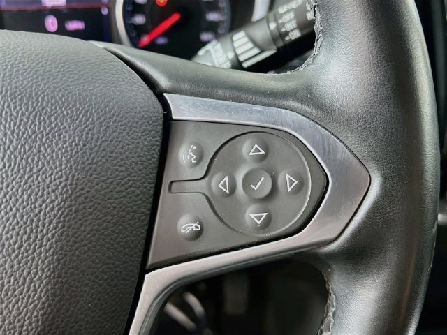 Used 2023 Chevrolet Traverse LT AWD/4WD image 32