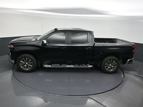 Used 2022 Chevrolet Silverado 1500 LT w/ Convenience Package II RWD image 17