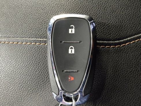 Used 2019 Chevrolet Traverse LT w/ LPO, Floor Liner Package image 32