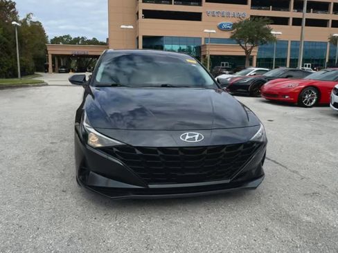 Used 2021 Hyundai Elantra SEL w/ Convenience Package image 5