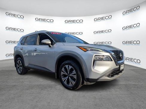 Certified 2022 Nissan Rogue SV w/ SV Premium Package AWD/4WD image 1