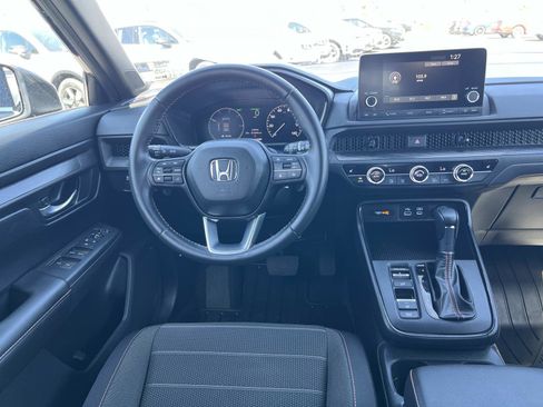 Used 2025 Honda CR-V Sport image 7