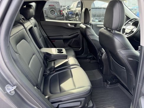 Used 2022 Ford Escape SEL image 27