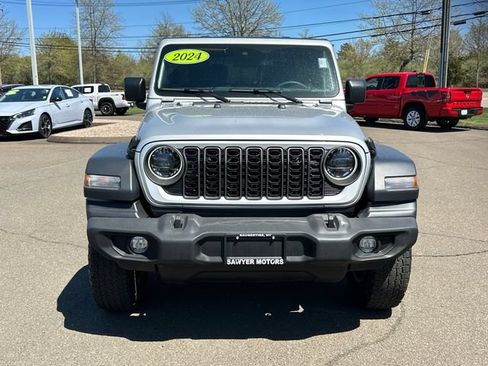 Used 2024 Jeep Wrangler Sport AWD/4WD image 6