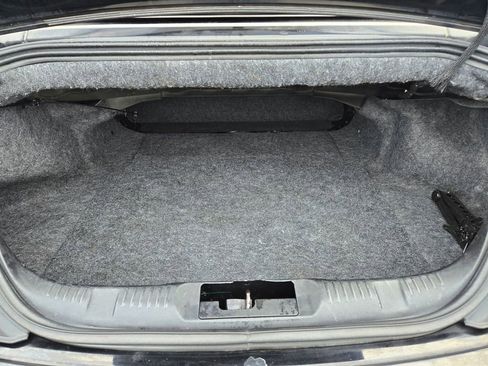 Used 2018 Ford Mustang Premium image 18