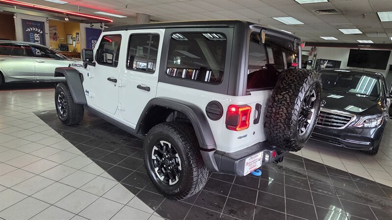 Used 2024 Jeep Wrangler Unlimited Rubicon 4xe AWD/4WD image 8
